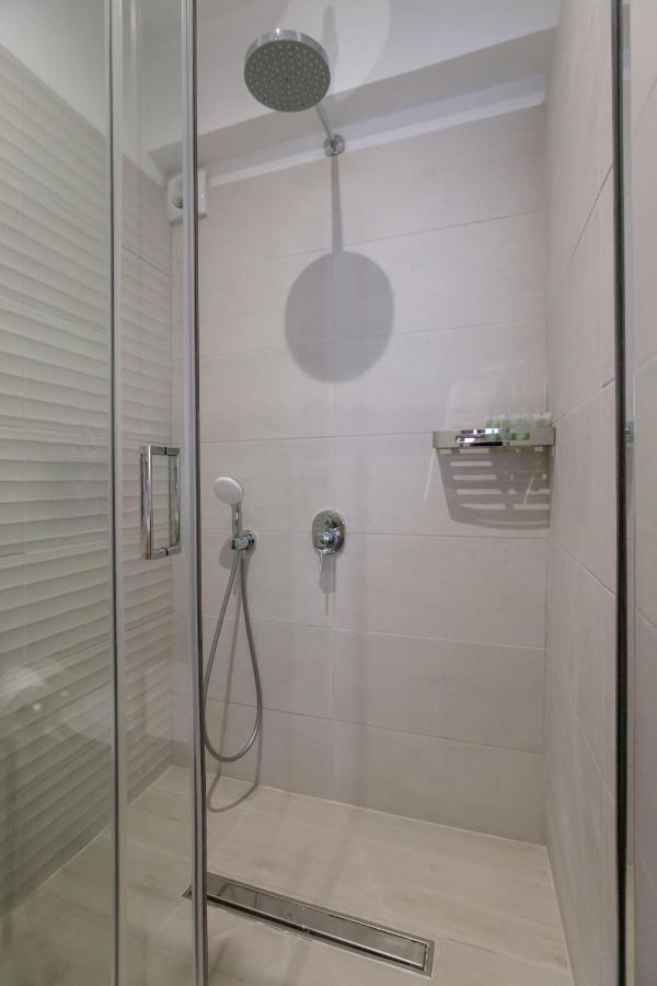 Ermou Monastiraki View Lycabettus Apartamento Atenas Exterior foto